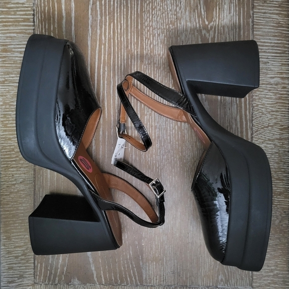 NWT Leather Double Stack Platform Mary Jane Pump - Picture 5 of 12